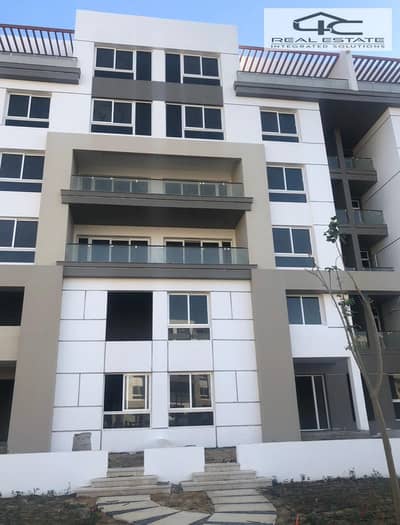 With the lowest down payment Duplex 276m for sale Best Location View Swimming Pool In Hyde Park Ready to move Compound In Fifth Settlement