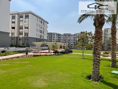 The lowest price in market for an apartment 4 bedrooms in compound hyde park ready to move  with down payment and installments  view landscape