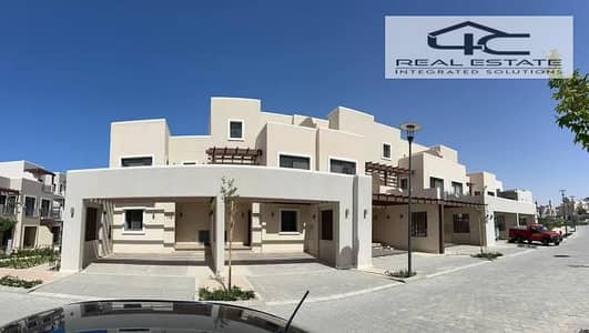 Townhouse Corner 313m fully finished 4 Bedrooms for sale with installment with a prime view in Soul Emaar in North Coast