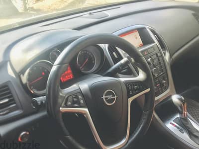 Opel astra 2021 / استرا 2021 فابريكه بلكامل استعمال دكتوره