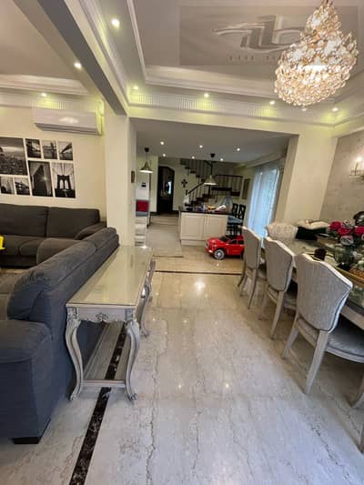 Duplex for sale in Narges Villas, Fifth Settlement, with a view of the square, high-end super-lux finishing, in an excellent location near services