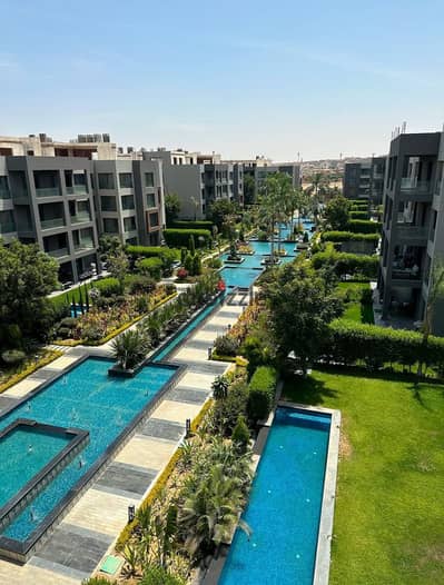 For sale . . fully finished apartment in Silver Palm compound . . beside Waterway شقه بيع 215م بكمبوند سيلفر بالم بجوار ووتر واى