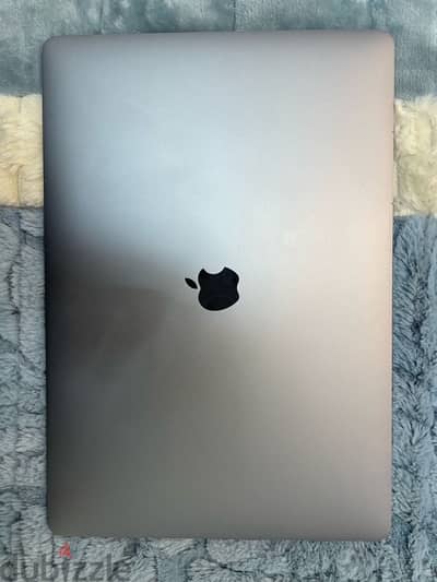 macbook pro i9 2019