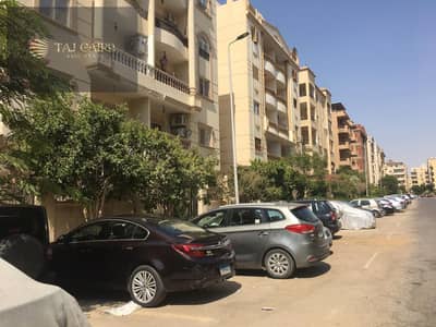 Apartment for sale in Al Narjis Buildings, two minutes from Fatima Al Sharbatly