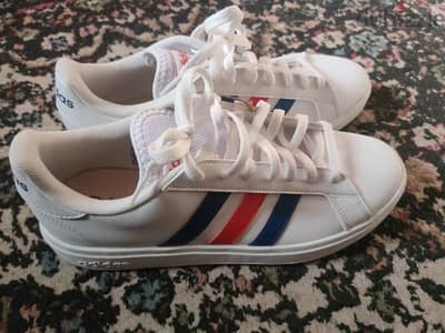 addidas original white new shoes size 44