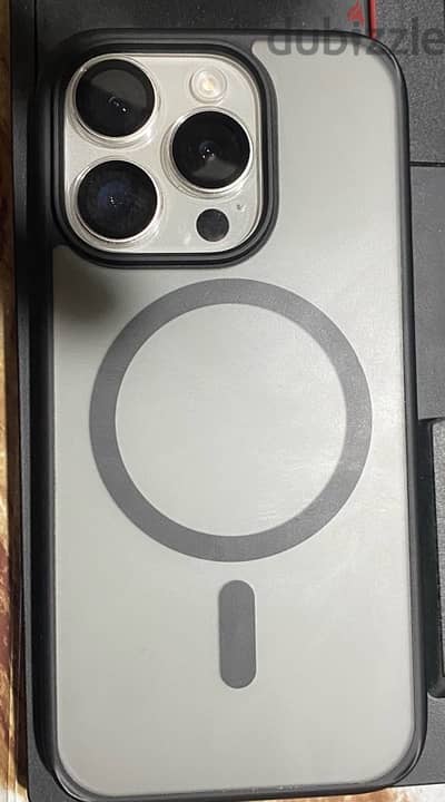 Iphone 15 pro white