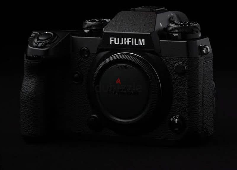 FUJIFILM X-H1 0