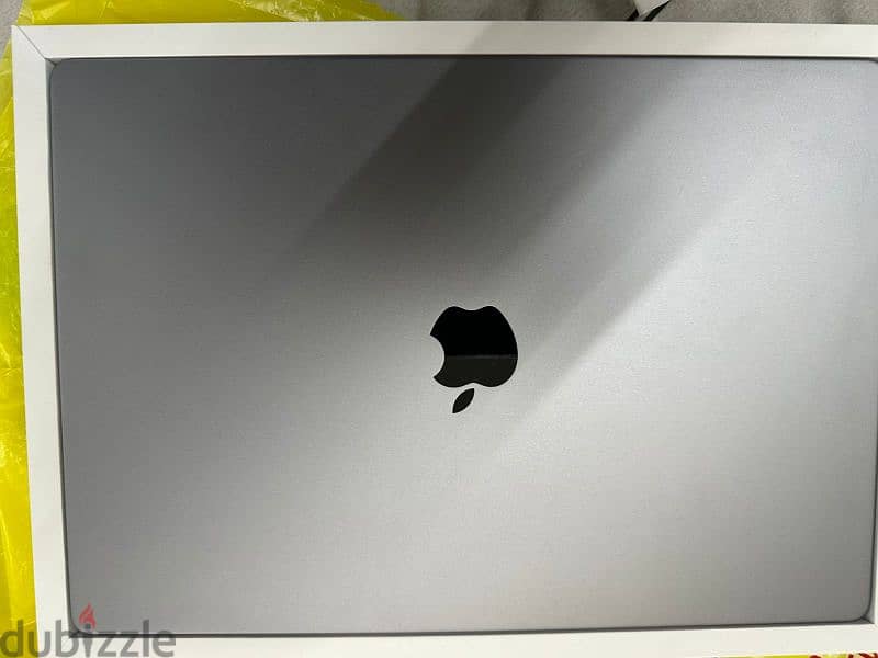 Macbook M1 Pro 16 inch 16 GB 1 TB 3