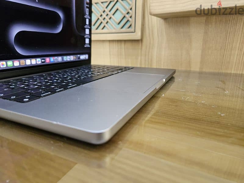 Apple MacBook Pro M1 Pro 95% KSA ماك بوك برو ام ١ برو 4