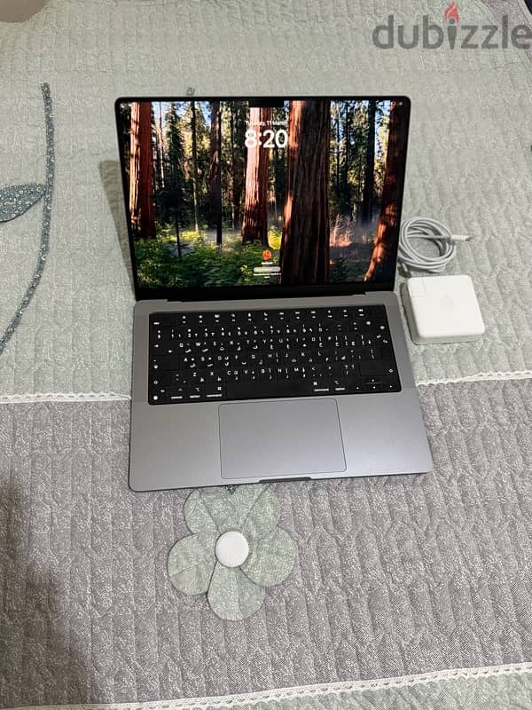 Macbook Pro M1pro 14 Inch 1 Tera جديد تماما انشحن ٦ مرات فقط اعلي نسخة 3