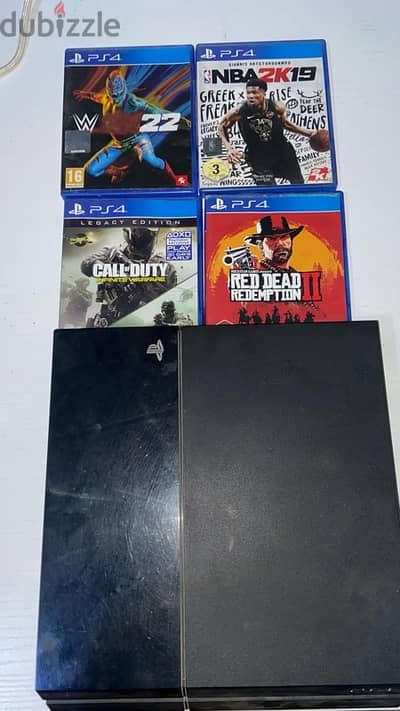 PS4 500gb معاه 4 العاب