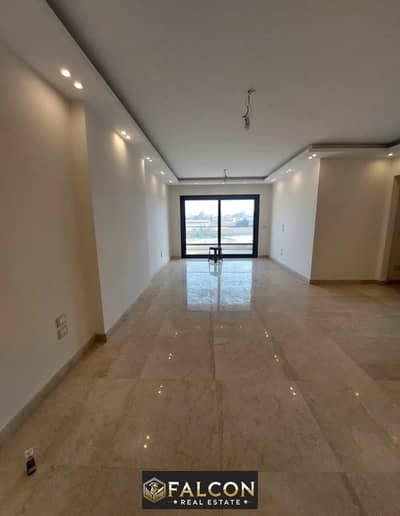 Apartment for sale in Sheraton, delivery within months, fully finished with acs and kitchen, next to City Center almaza