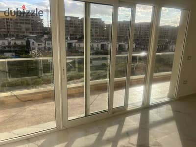 Apartment for sale in Mountain View, close to Al-Ahly Club, 155 m, with a 20% cash discount and installments up to 7 years