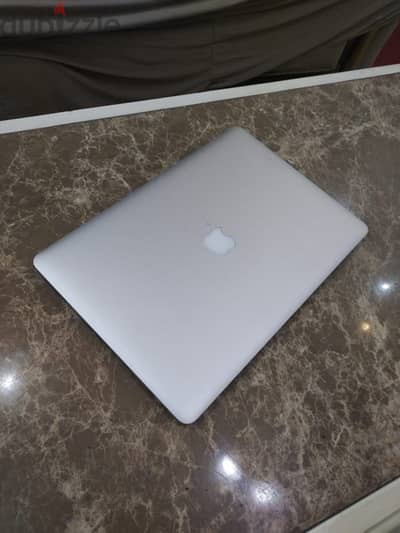 Macbook pro 2014 i7 processor 16gb ram 15.6inch