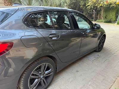 BMW 118 2021