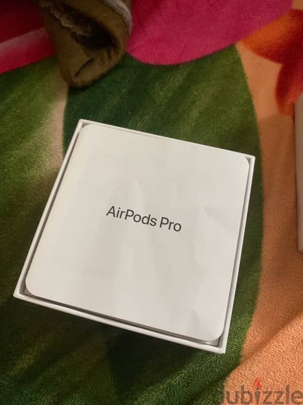 Apple AirPods Pro 5