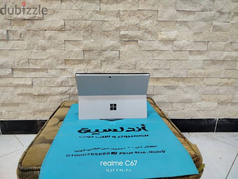 microsoft surface pro 4 Core i5 6th Ram 8 Hard 256 9