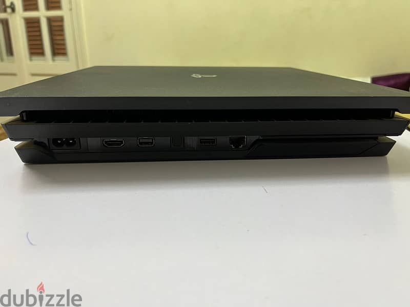 playstation 4 pro perfect condition 3