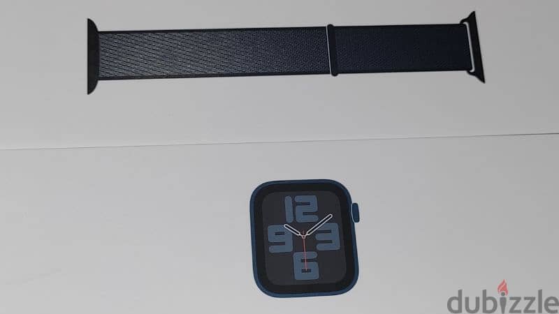 Apple Watch SE (Gen 2) - 40mm Midnight GPS 1