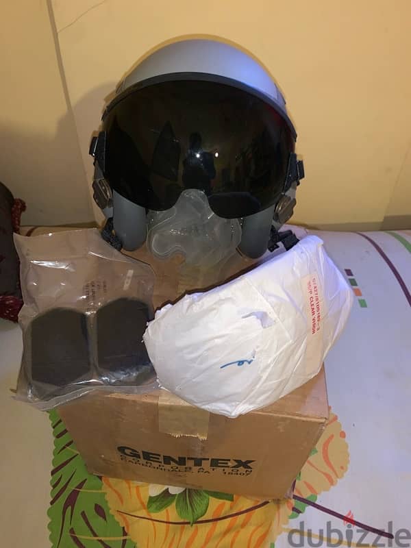 fighter jet Helmet 1 of 1 in Egypt 0