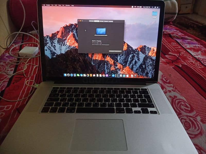 MacBook pro 15 1