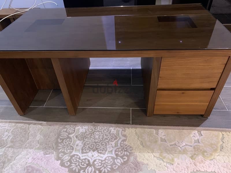 living room table - طاوله 0