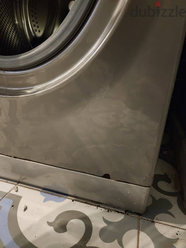 غسالة ارستون ٧ كيلو بحالة ممتازة Ariston washing machine 3