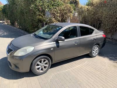 Nissan Sunny 2015