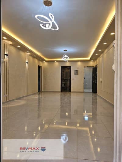 Apartment fully finished for sale in compound el khamayel elshikh zayd