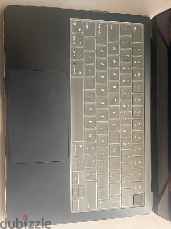 MacBook Air M3 2