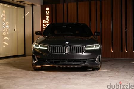 2023 BMW 520i Luxury Line (35,000 Km)