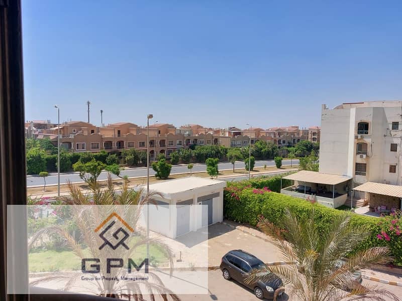 Standalone villa for sale in a compound in New Cairo, next to the American University, with an area of ​​​​1,180 square meters 0