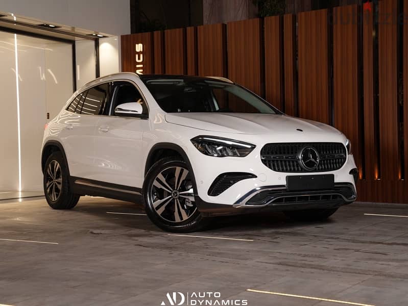 2024 Mercedes GLA-180 Progressive (1,300 Km) 0