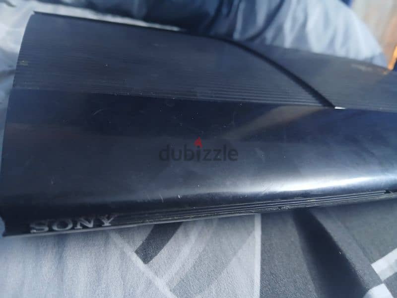 ps 3 super slim 1