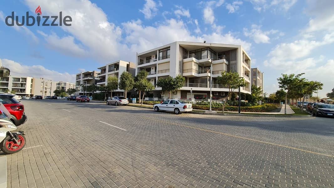 in installment up to 12 years apartment 166m for sale in the best phase in taj compound prime location Infront of Kempinski hotel on suez road 0