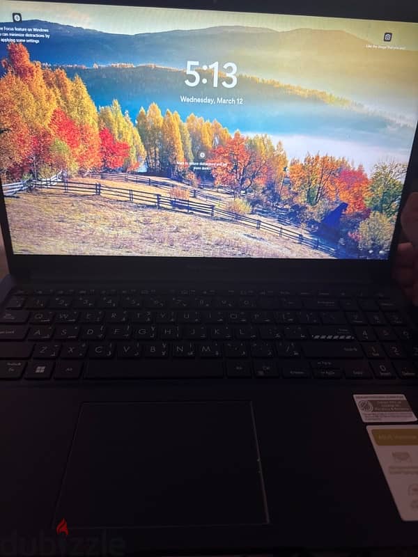 Asus. Vivo book i7 0