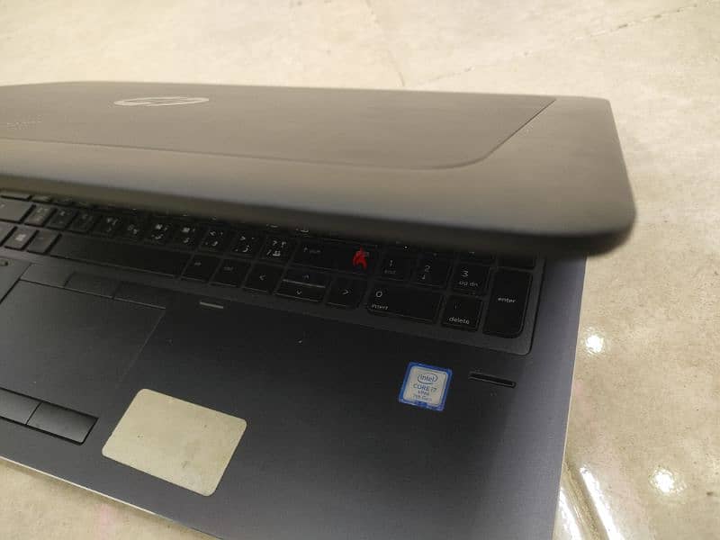 HP ZBOOK 15 G4 MOBILE WORKSTATION 5