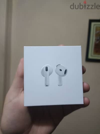 Apple Airpods 4 متبرشمه بضمان تريد لاين بالفاتوره