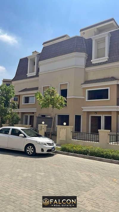 Without down payment and 12 years installments 3 floors villa full greenery view next to Madinaty for sale Sarai New Cairo Fifth Settlement