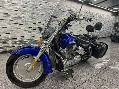 Honda vtx 1300 Type R فابريكة بالكامل حاله الزيرو