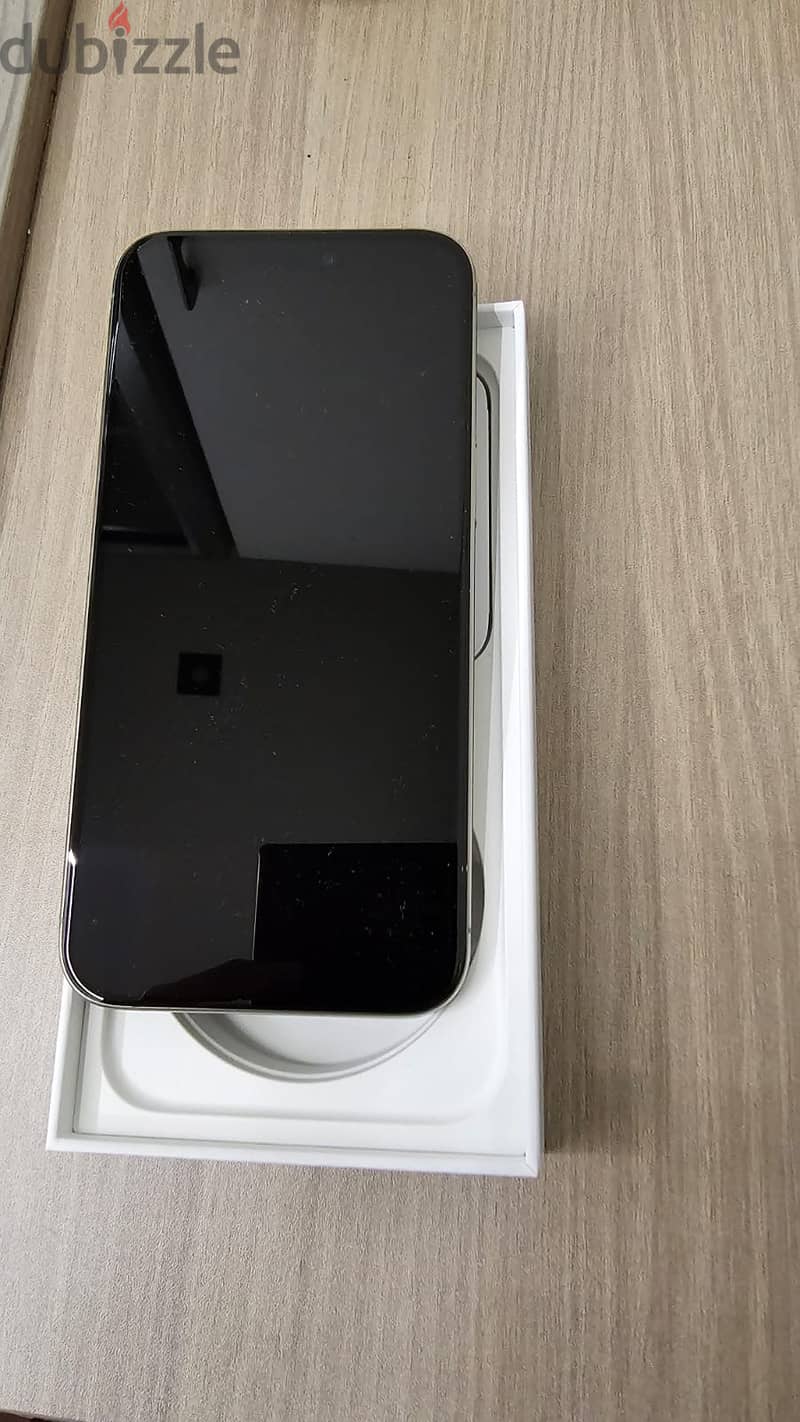 For sale I phone 15 pro max -natural titanium 1