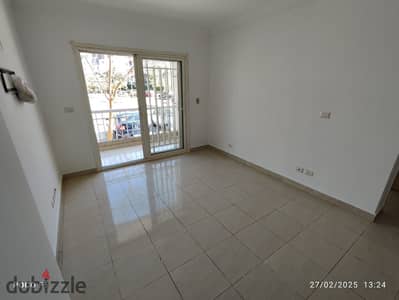 Madinaty, 70m² apartment for rent, B10, ground floor, without garden  Steps to services