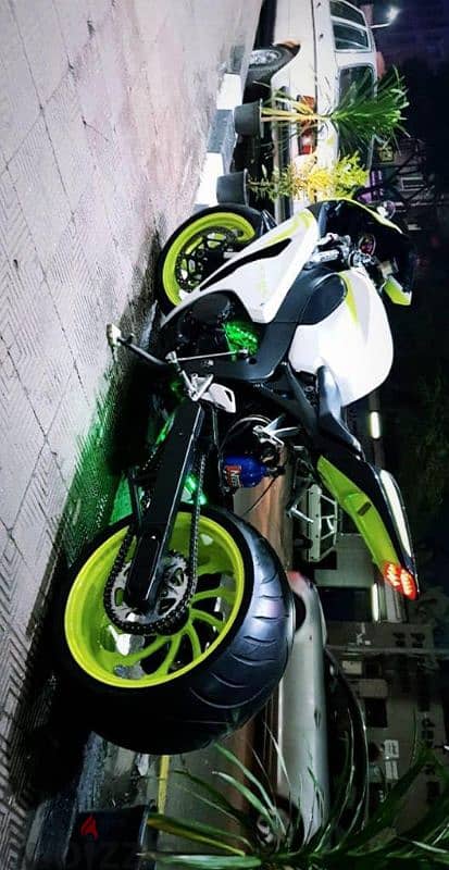 Honda CBR 1000 RR 0