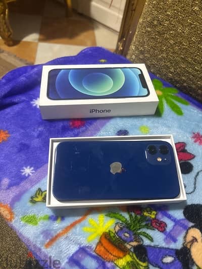 iPhone 12 blue