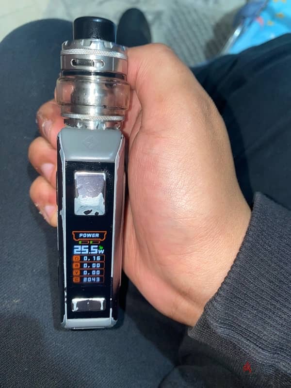 vape legend 2 and kylin mesh pro tank 1