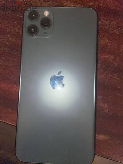 iphone 11 pro max للبيع بحاله الزيرو