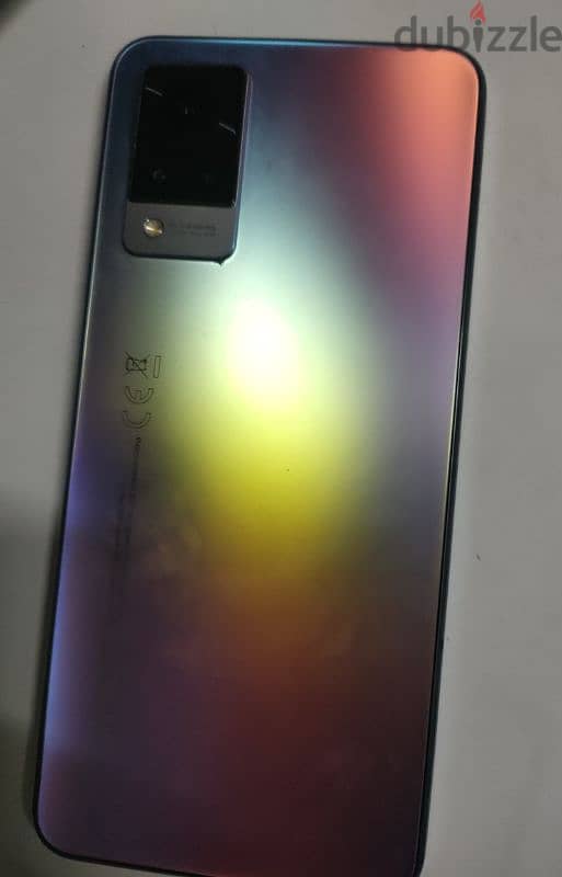 Vivo V21 1