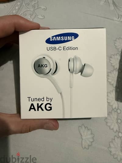 سماعه akg هاي كوبي تايب سي