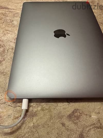 macbook pro m1 like new