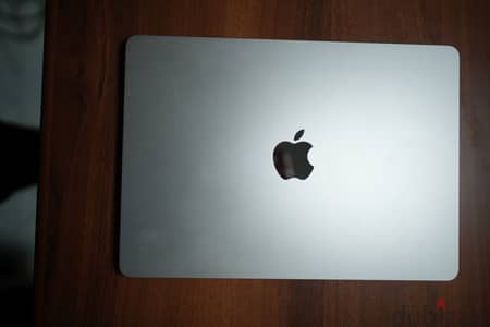 MacBook Air M2 | Silver | 14-inch | Barely Used | 100% Battery